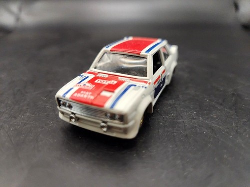 Tomica formula fiat 131 - 11,