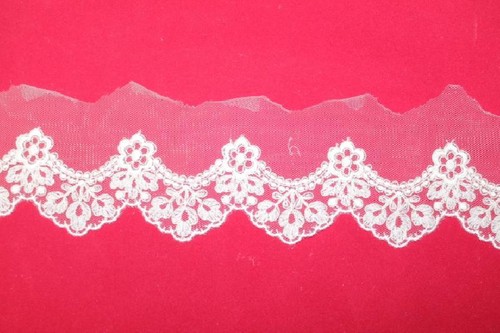 Pizzo merletto tulle cotone - di,