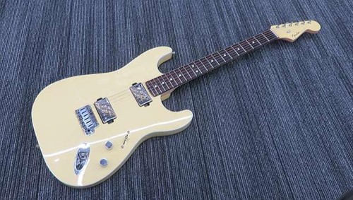 Fender mami stratocaster - fender,