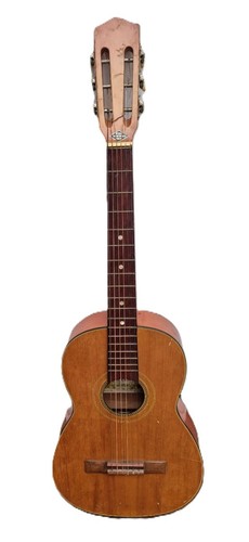 Chitarra acustica classica