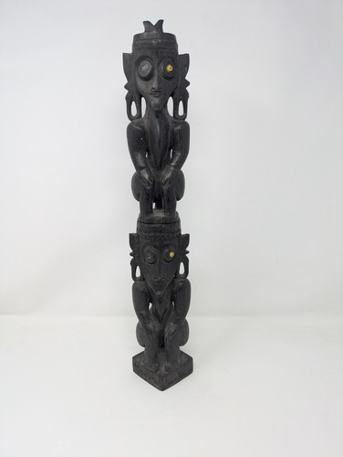Totem ancestrale dayak tribale - totem,