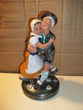 Statuina ceramica smaltata