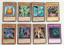 8 carte collezionabili