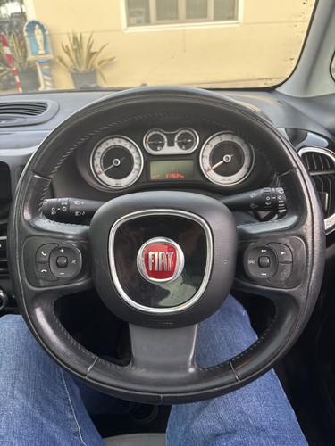 Volante con comandi fiat 500l - comandi,