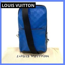 LOUIS VUITTON Avenue Sling Bag