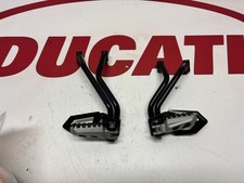 Set poggiapiedi passeggero