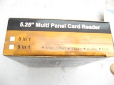 Lettore di schede multipannello da 5,25" inutilizzato. VECCHIO MA INUTILIZZATO