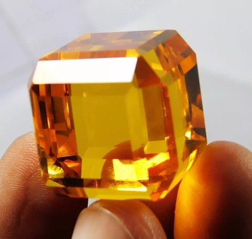 Topazio giallo taglio cubo - topazio,