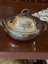 Antico centrotavola zuppiera