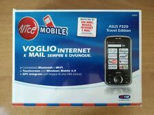 Smartphone Asus P320 con scatola e accessori