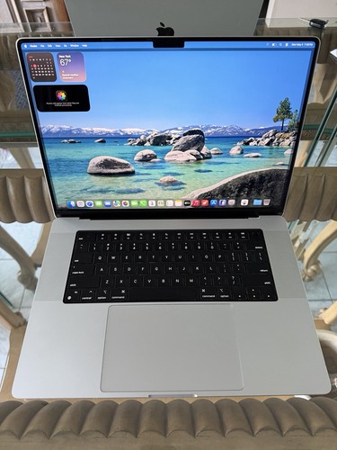 Macbook pro 2024 - pro, 16"