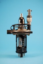 EMI, Hayes CV129 Reflex