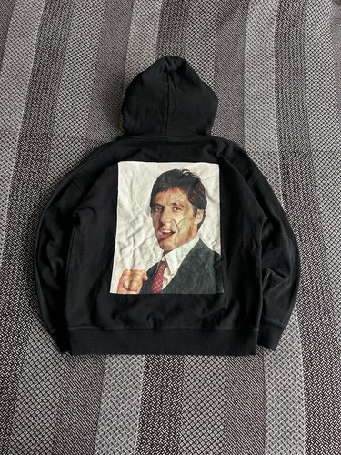 Felpa con cappuccio uomo
