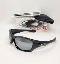 Nuovo Oakley Pitbull nero