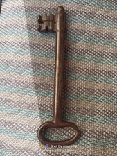 ANTICA CHIAVE XVIII 1700