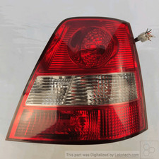 924023E010 Fanale post. DX KIA