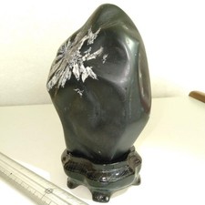 Pietra di Crisantemo