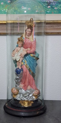 Madonna gesso sotto campana - in,