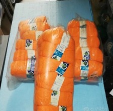 30 Gomitoli di Lana Stock