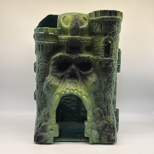 Castle grayskull motu - castle,