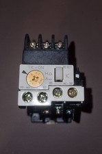 Fuji electric TK-0N 1,4-2,2 Ampere , relè termico salvamotore