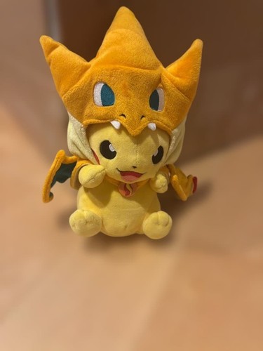 Pokemon pikachu charizard - pikachu,