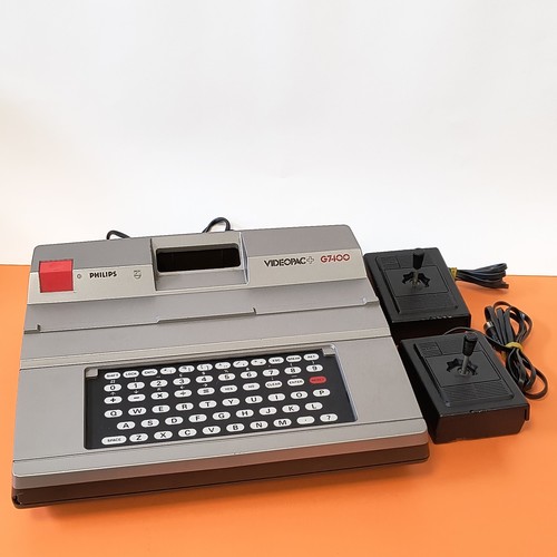 Computer console philips - console,