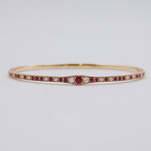 Delicato bracciale flessibile