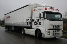 Truck photo Volvo FH12 Globetrotter 460 Tarpaulin trailer Spain white EST #d7ap