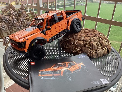 Lego 42126 ford raptor 150 - lego,