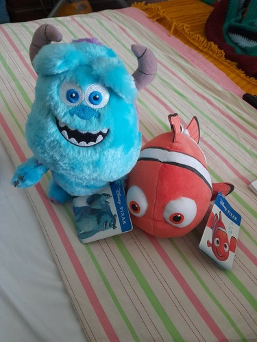 Peluche disney pixar auchan - peluche,