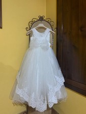 Vestito da damigella ampio