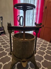 Pressa frutta vintage in ghisa