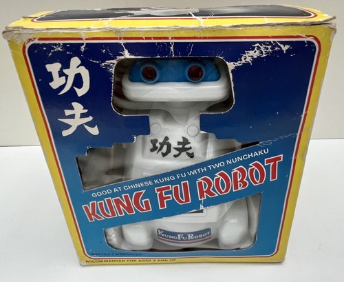 Kung robot avec nunchaku 19 - avec,