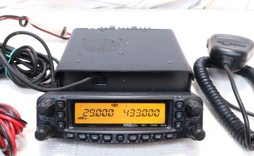 Yaesu 8900 quad band - ft-8900,