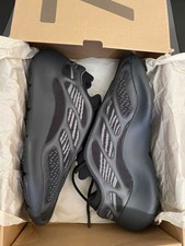 Adidas Yeezy 700 V3 Alvah