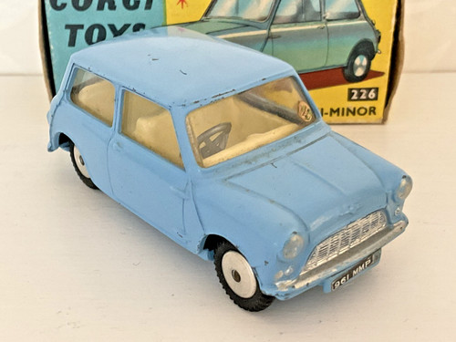 Corgi toys 226 morris mini - toys,