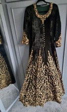 Splendido abito da sposa in velluto verde