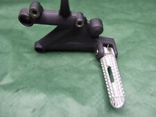 TRIUMPH POGGIAPIEDI GANCIO