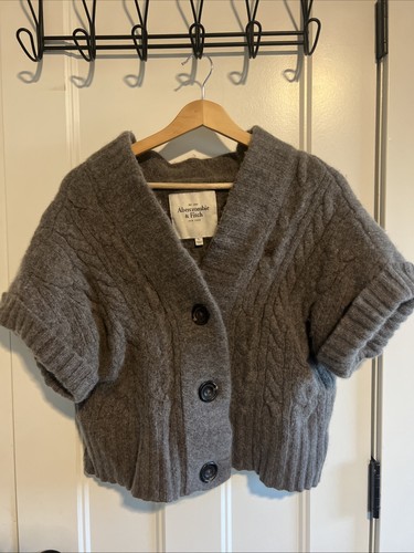 Abercrombie fitch wool - &,
