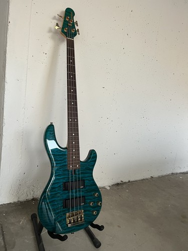 Basso elettrico vintage - basso,