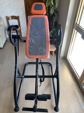 Panca ad inversione rossa e grigia condizioni perfette, usata poche volte