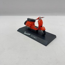 MODELLINO SCOOTER VESPA 175 ARANCIONE 1967 - MAISTO - SCALA 1:18