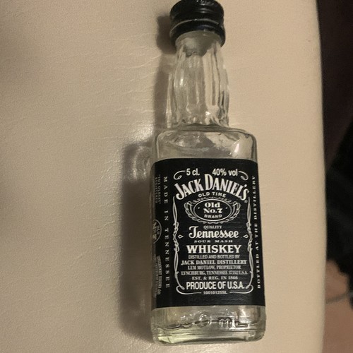 Jack daniels old 7 - daniels, no.7