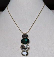 COLLANA PER DONNA CON CIONDOLO