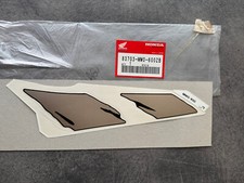 Sticker carénage gauche Honda