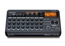 TASCAM registratore