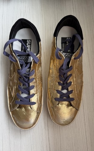 Sneakers nuove con scatola