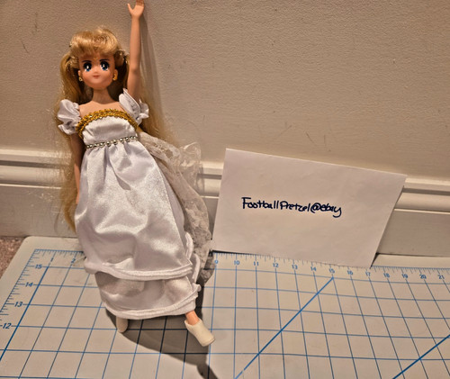 2000 irwin sailor moon - irwin,