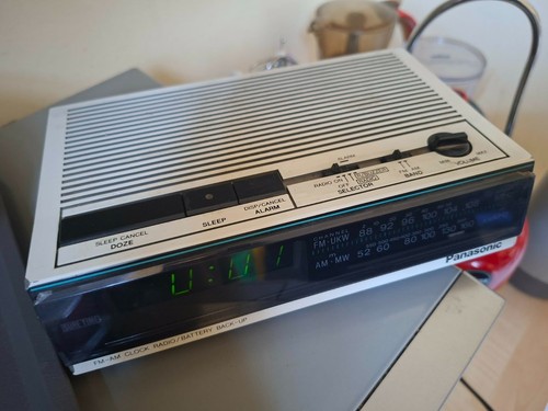 Radio sveglia panasonic - radio, am/fm